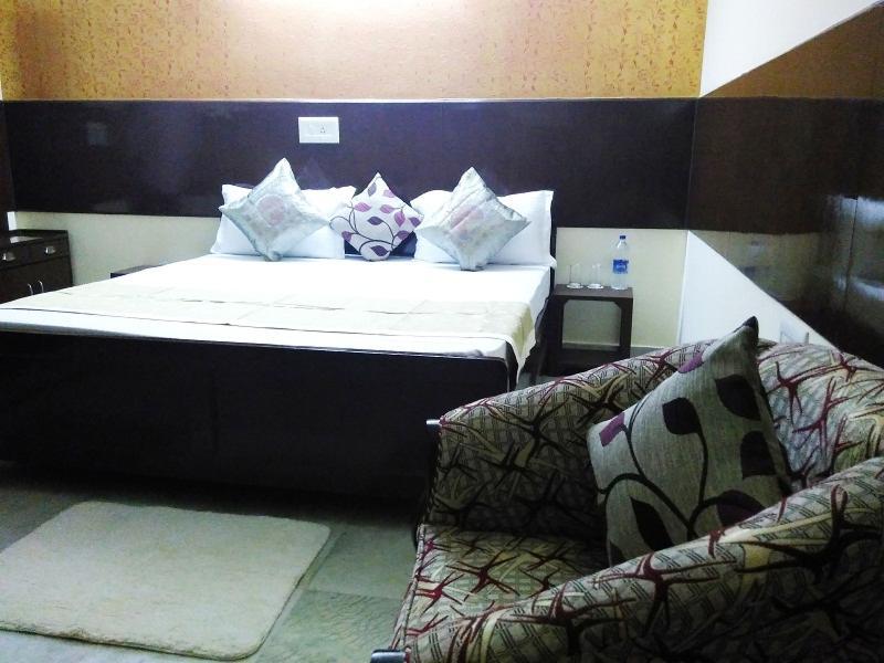 Hotel Olive & Blue - Govt Approved Hotel Near Delhi Airport Nova Deli Exterior foto