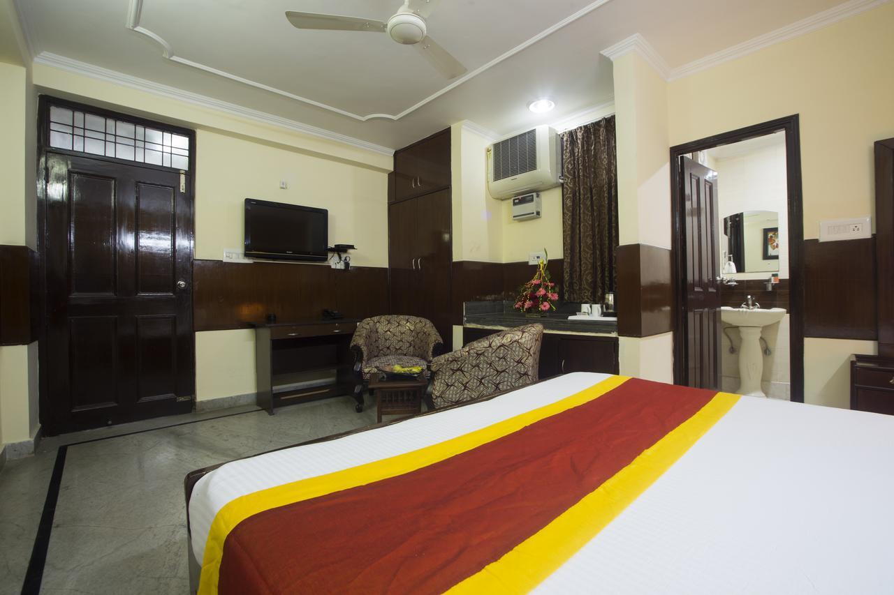 Hotel Olive & Blue - Govt Approved Hotel Near Delhi Airport Nova Deli Exterior foto
