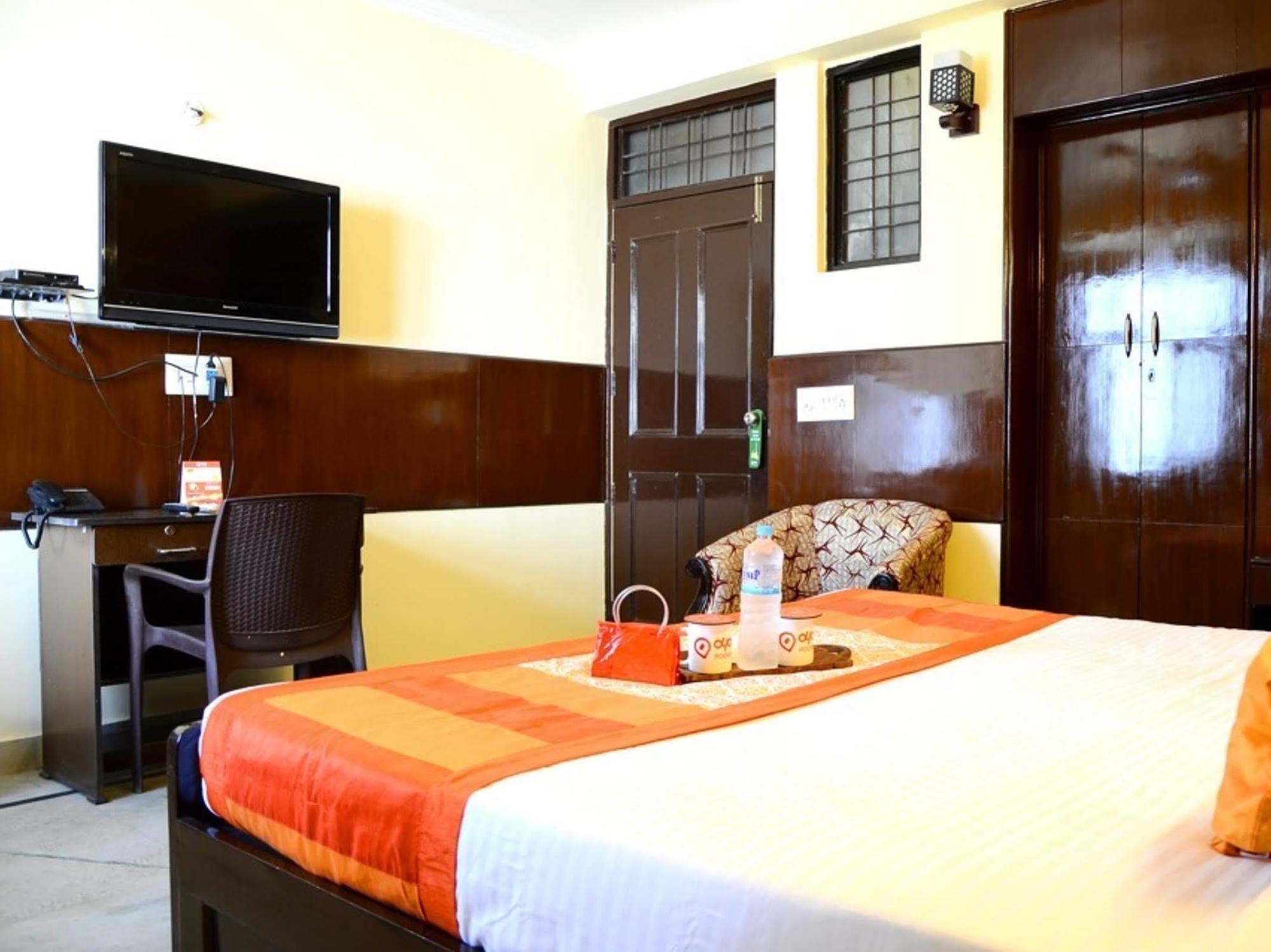Hotel Olive & Blue - Govt Approved Hotel Near Delhi Airport Nova Deli Exterior foto
